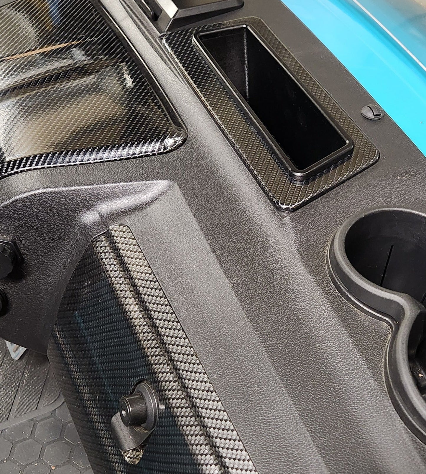 Evolution D5 Maverick/Ranger Cell Phone Pocket Side
